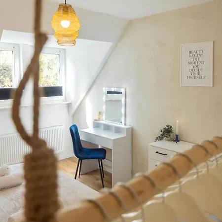 Stilvolles Naehe Messe & Uniklinikum Appartement Essen