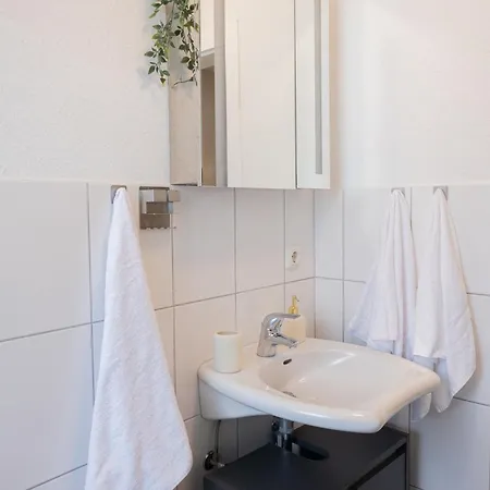 Stilvolles Naehe Messe & Uniklinikum Appartement