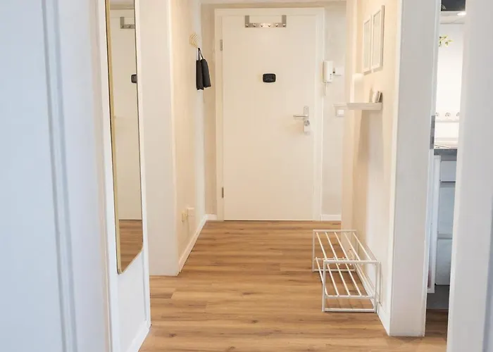 Stilvolles Naehe Messe & Uniklinikum * إسن