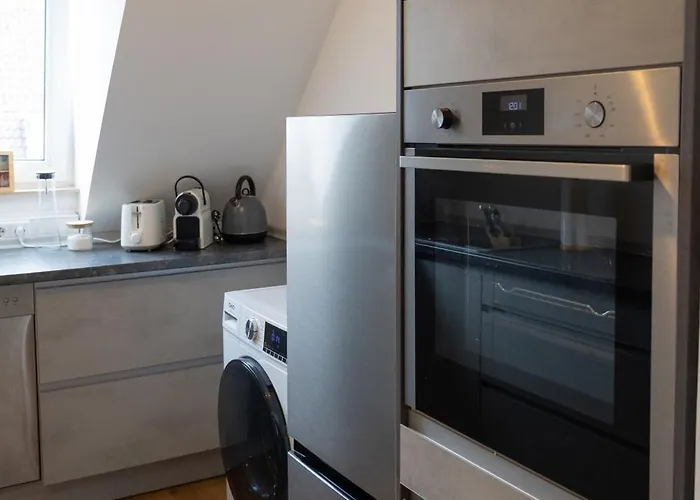 Stilvolles Naehe Messe & Uniklinikum *