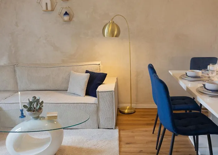 Stilvolles Naehe Messe & Uniklinikum